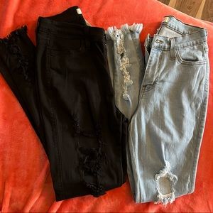 2 pair Vibrant MiU stretch skinny distressed jegging